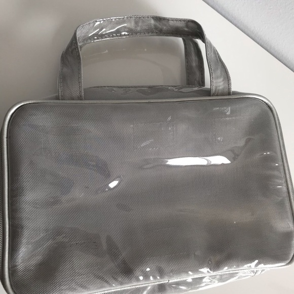 Marks & Spencer Space Silver Easy Clean Make Up Bag 90’s Y2K Vintage - Picture 9 of 15